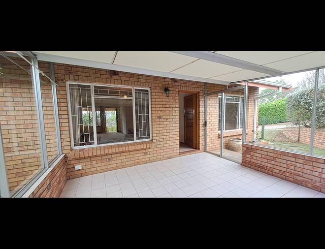 2 BEDROOM RETIREMENT UNIT SOLD IN AMBERFIELD
